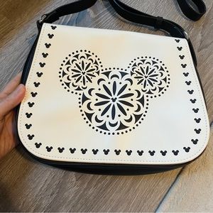 Vera Bradley Disney crossbody
